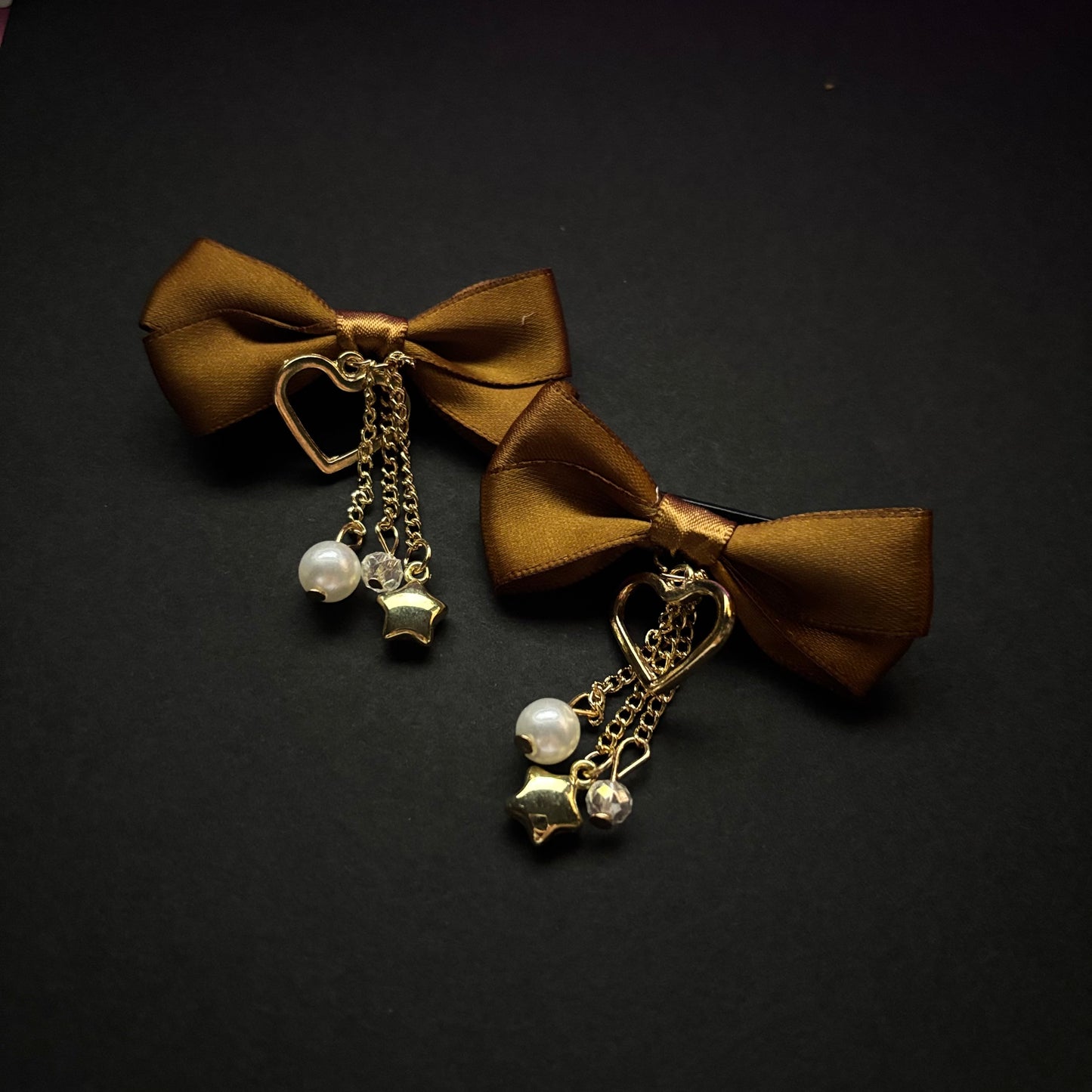 “Lovers Quarrel” Cutesy Dangle 2pc Hair Bows