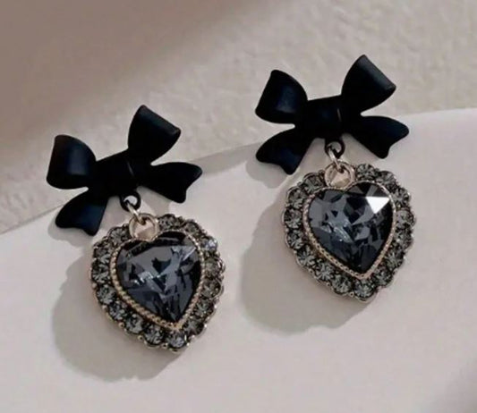 "Ocean Heart" Unique Black Heart Earrings